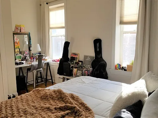 Rented by Brooklyn Heights Real Estate Inc | media 17