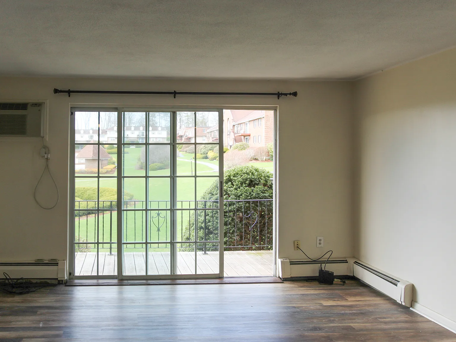 1 bed, 694 sqft, $1,800 — Photo 4