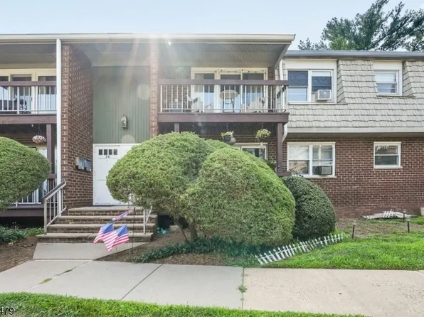34 Deanna Dr BLDG 34 #94, Hillsborough Twp., NJ 08844