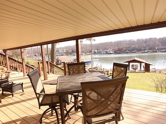 2nd image of 18 Crestwood Ct