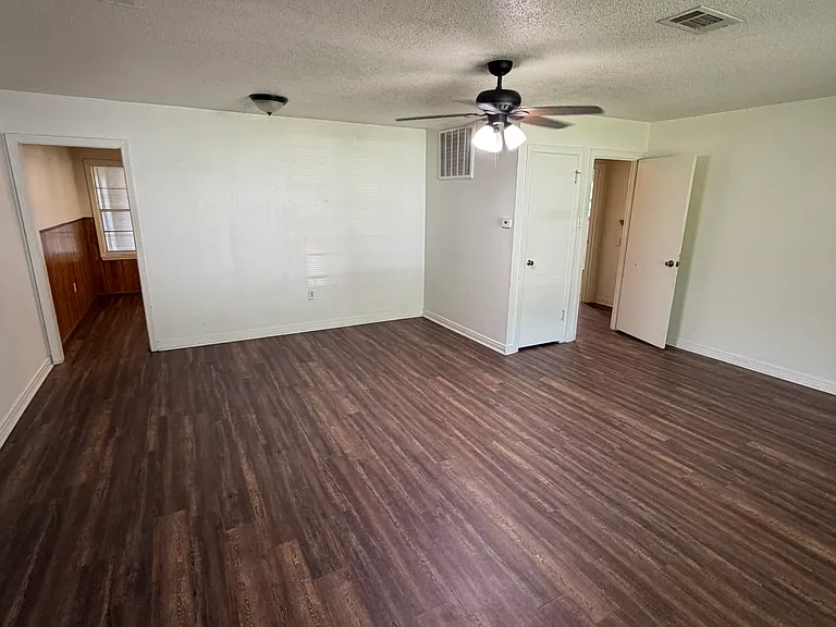 821 N Center St #821 — Photo 3