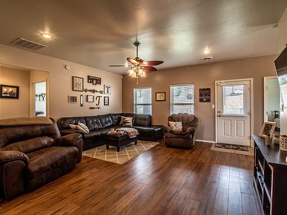 2nd image of 6119 Arroyo Dr