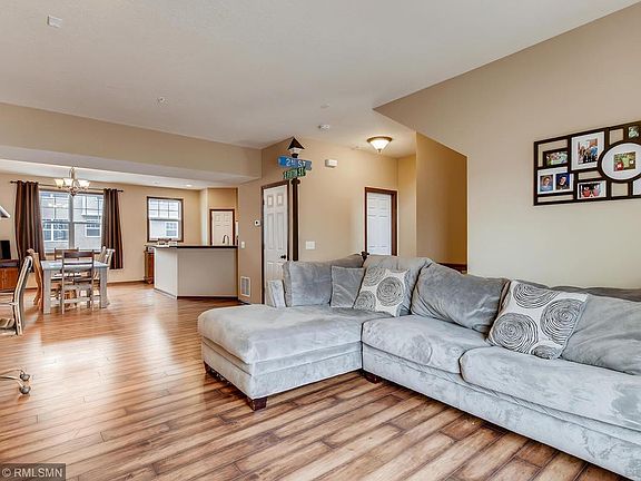 2nd image of 1961 Commonwealth Blvd Unit 5