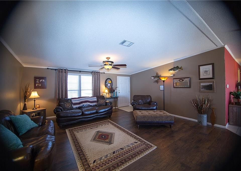1st image of 2404 Juniper Trl