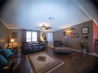 2404 Juniper Trl, Alvarado, TX 76009