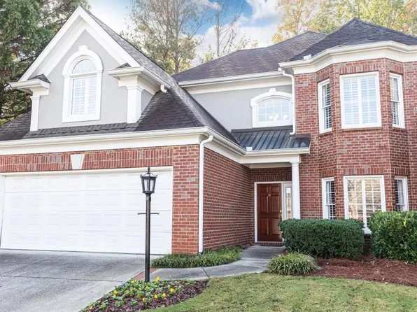 424 Brookview Cir NW, Atlanta, GA 30339