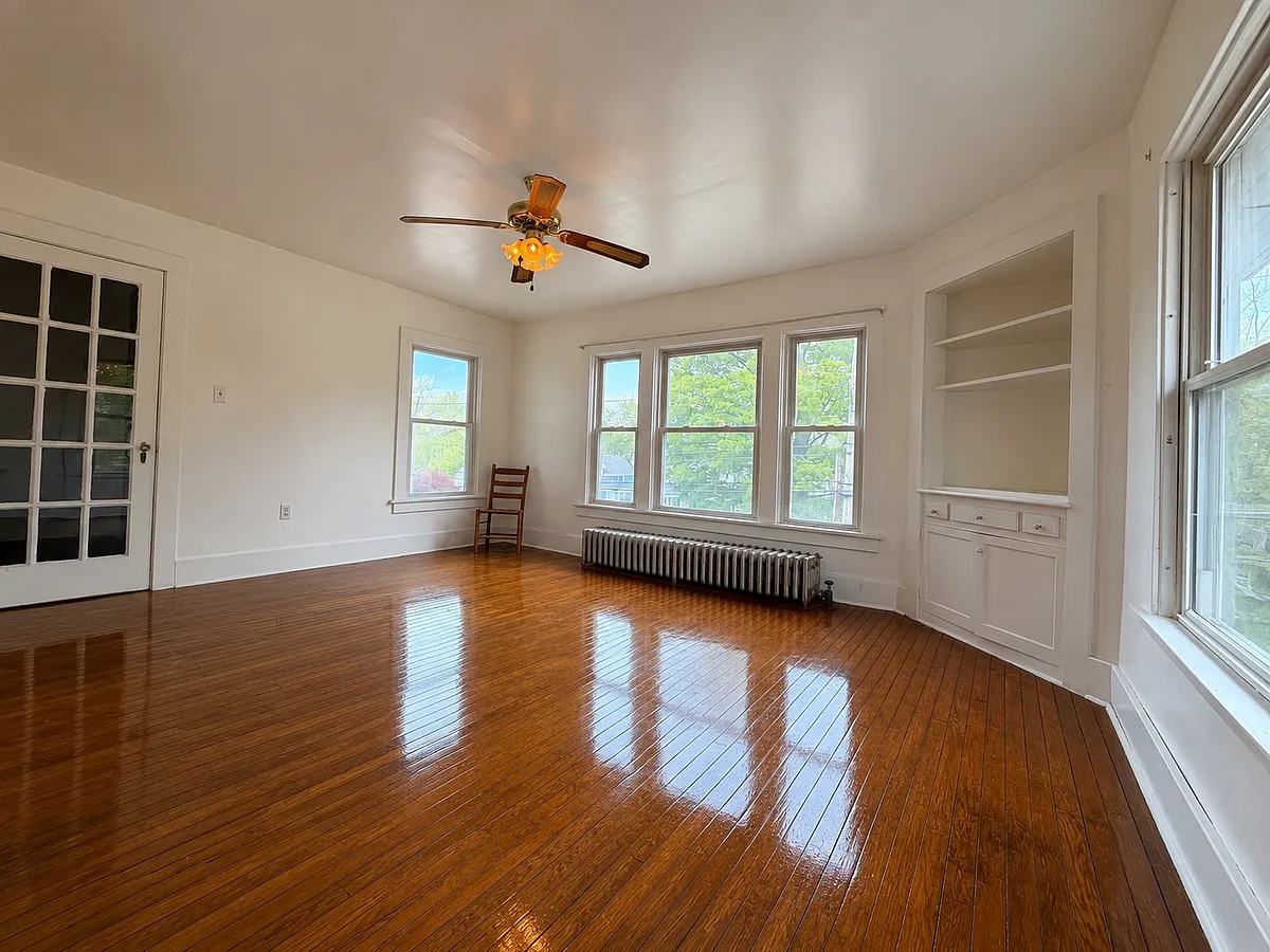 Building Photo - 52 Reed St #2