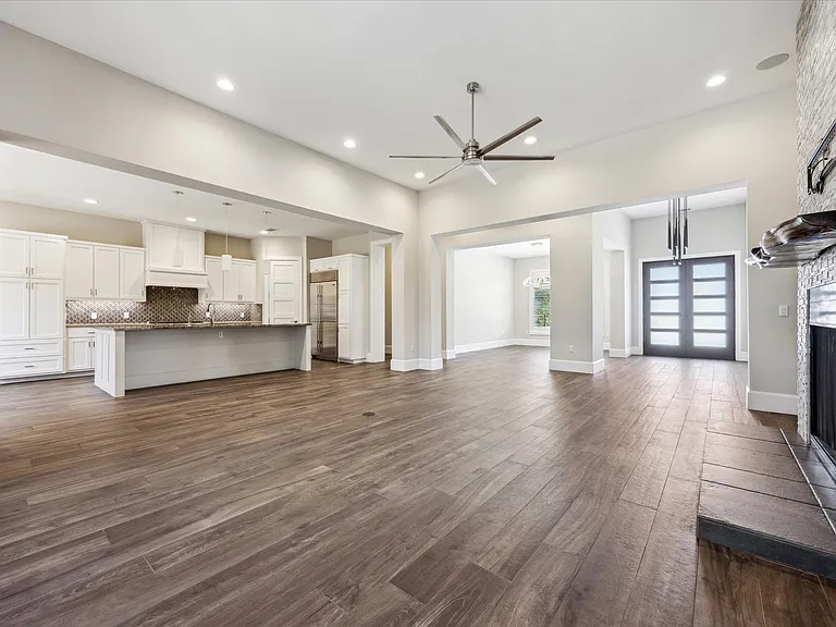 2604 Arion Cir — Photo 5