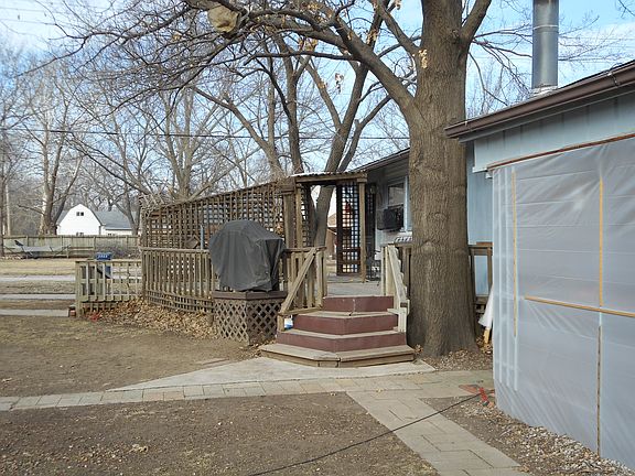  Deck & Screened area