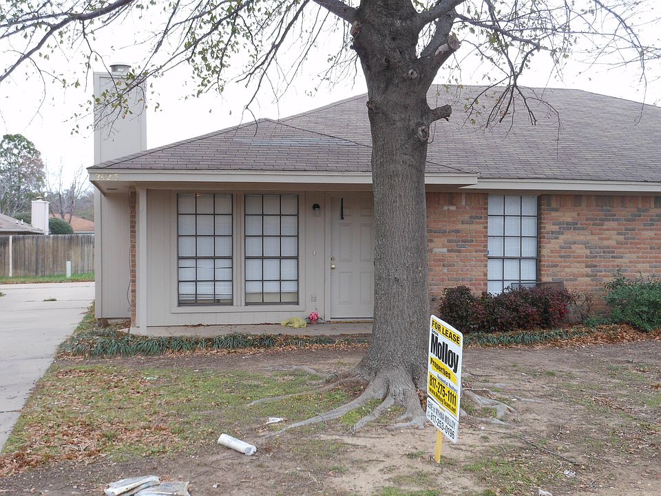 1st image of 2423 Indigo Ln