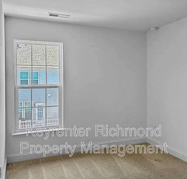 13801 Randolph Pond Ln — Photo 19
