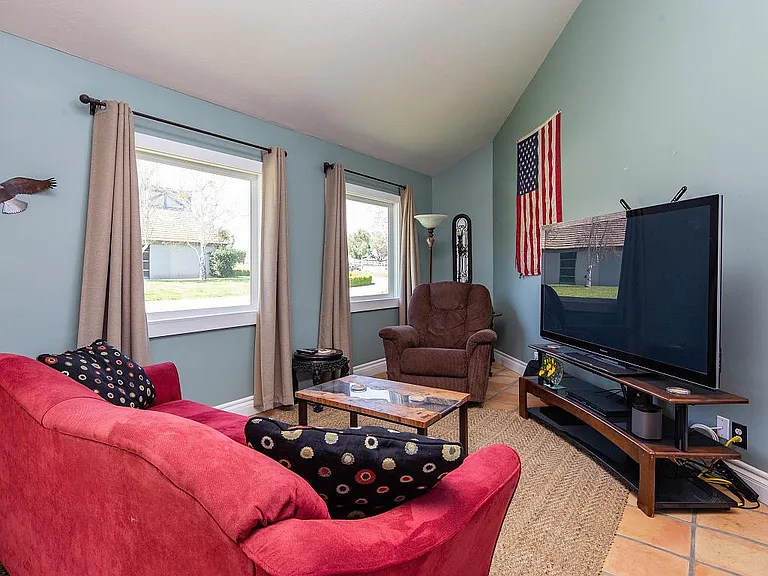 2065 N Refugio Rd #A — Photo 3