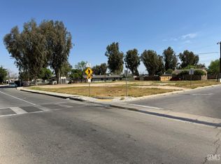 901 Dr Martin L King Jr Blvd #907, Bakersfield, CA