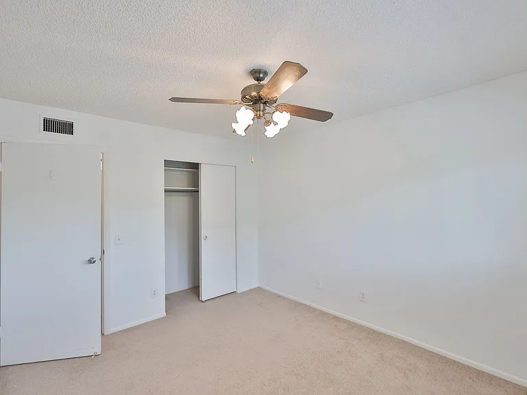 2287 Philippine Dr #29 — Photo 18
