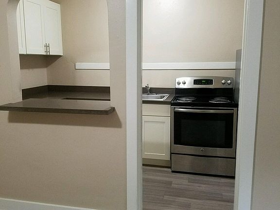 3rd image of 2355 Eastlake Ave E APT 204