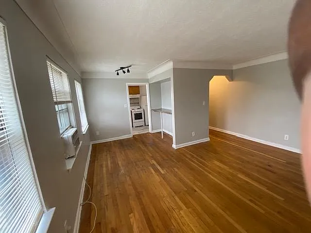 4837 Cadieux Ave #9 — Photo 4