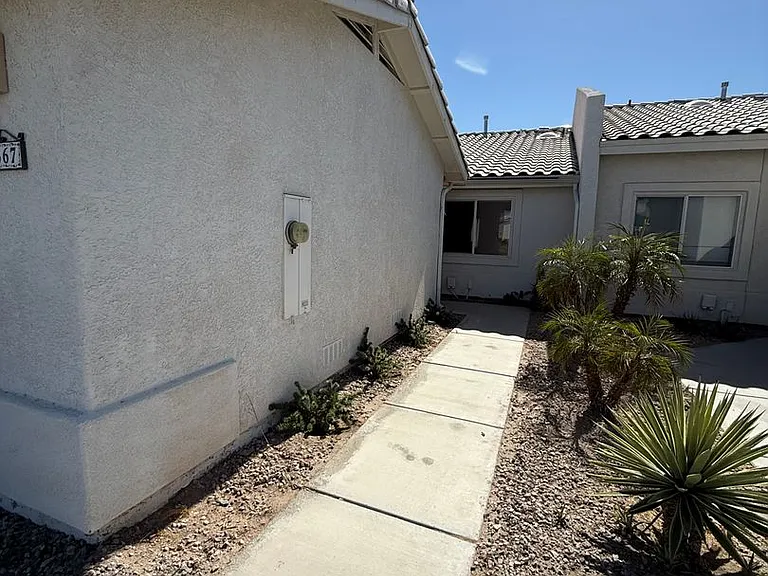 11367 S Kingman Ave — Photo 2