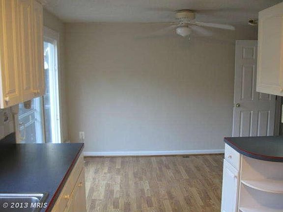 5th image of 3256 Wyndale Ct