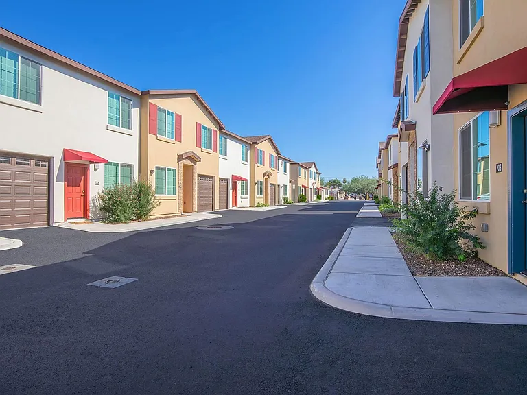 San Junipero Townhomes — Photo 16