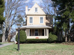 17 Monument St, Freehold, NJ 07728