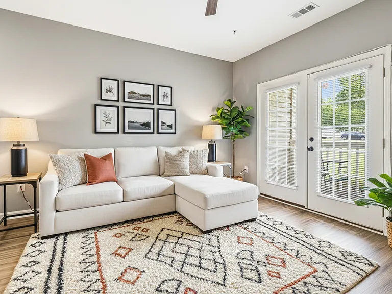 801 Grentton Pl — Photo 4