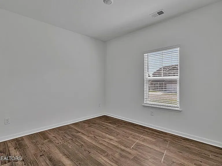 12301 Manhattan Ln — Photo 6