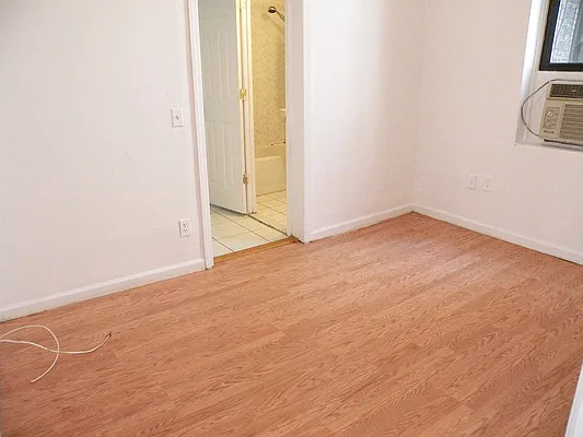 Rented by Site Realty Services | media 11