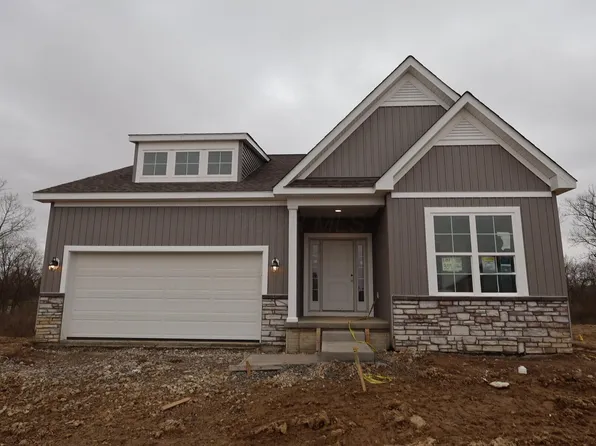 359 Oakmont Dr, Commercial Point, OH 43116