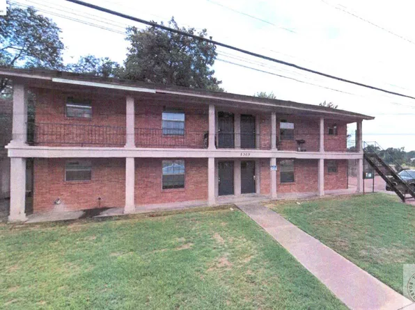 2303 Moser St, Texarkana, TX 75501