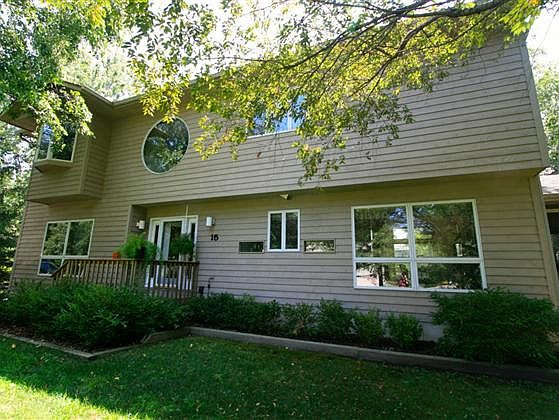1st image of 15 W Marne Ave