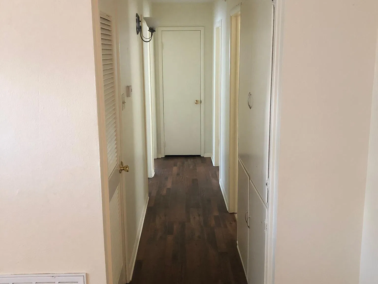 3 bed, 950 sqft, $1,000 — Photo 2