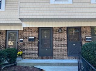 612 Silver Ct, Hamilton, NJ 08690