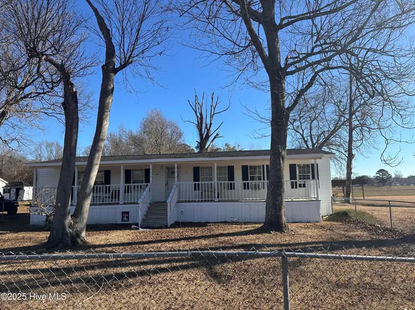 14569 72 Highway E, Orrum, NC 28369