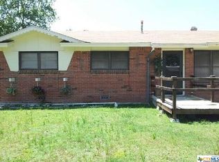 612 S 1st St, Copperas Cove, TX 76522