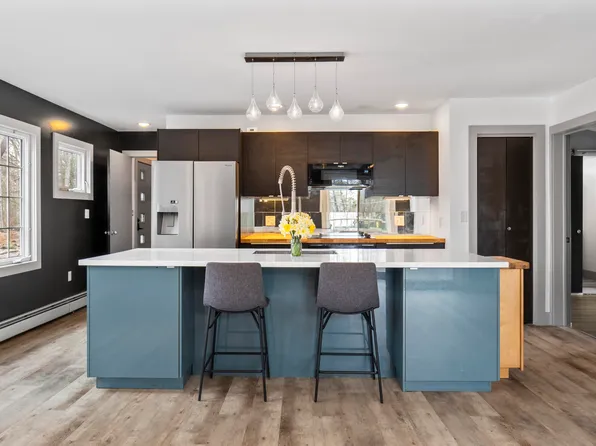 15 Dolloff Drive, Brunswick, ME 04011