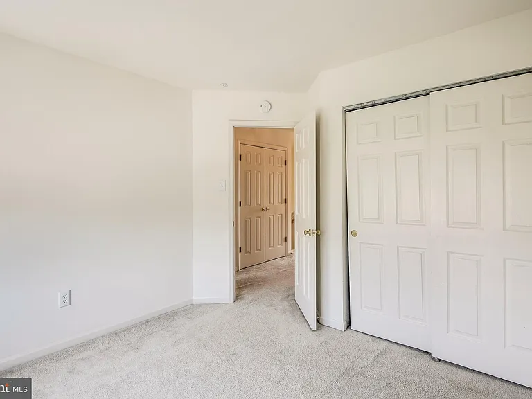 2702 Snowmill Ct — Photo 23