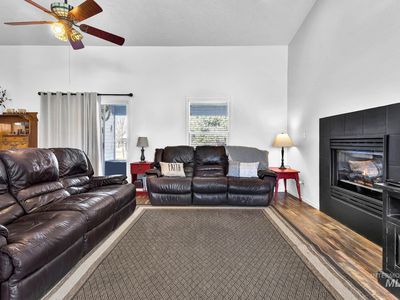 3686 E Judicial Dr, Meridian, ID, 83642