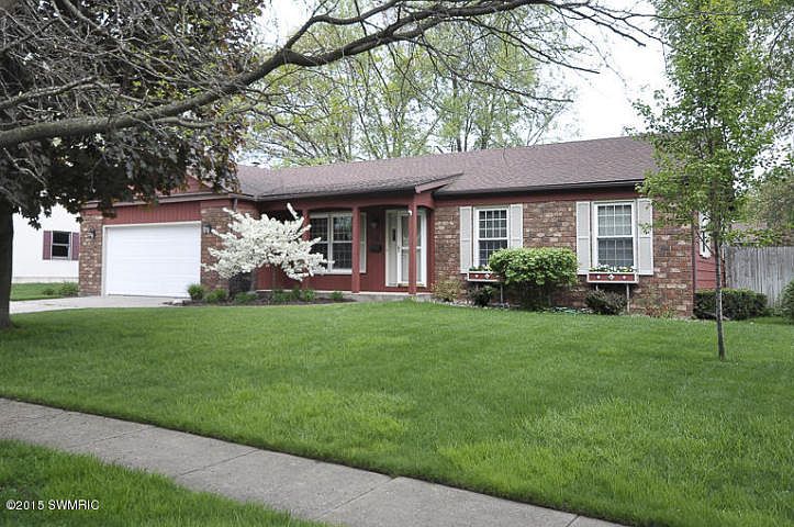 1st image of 55 Sycamore Ave