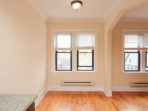 5th image of 4737 N Hermitage Ave APT 408