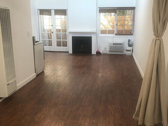 2nd image of 4712 Whitsett Ave APT 7