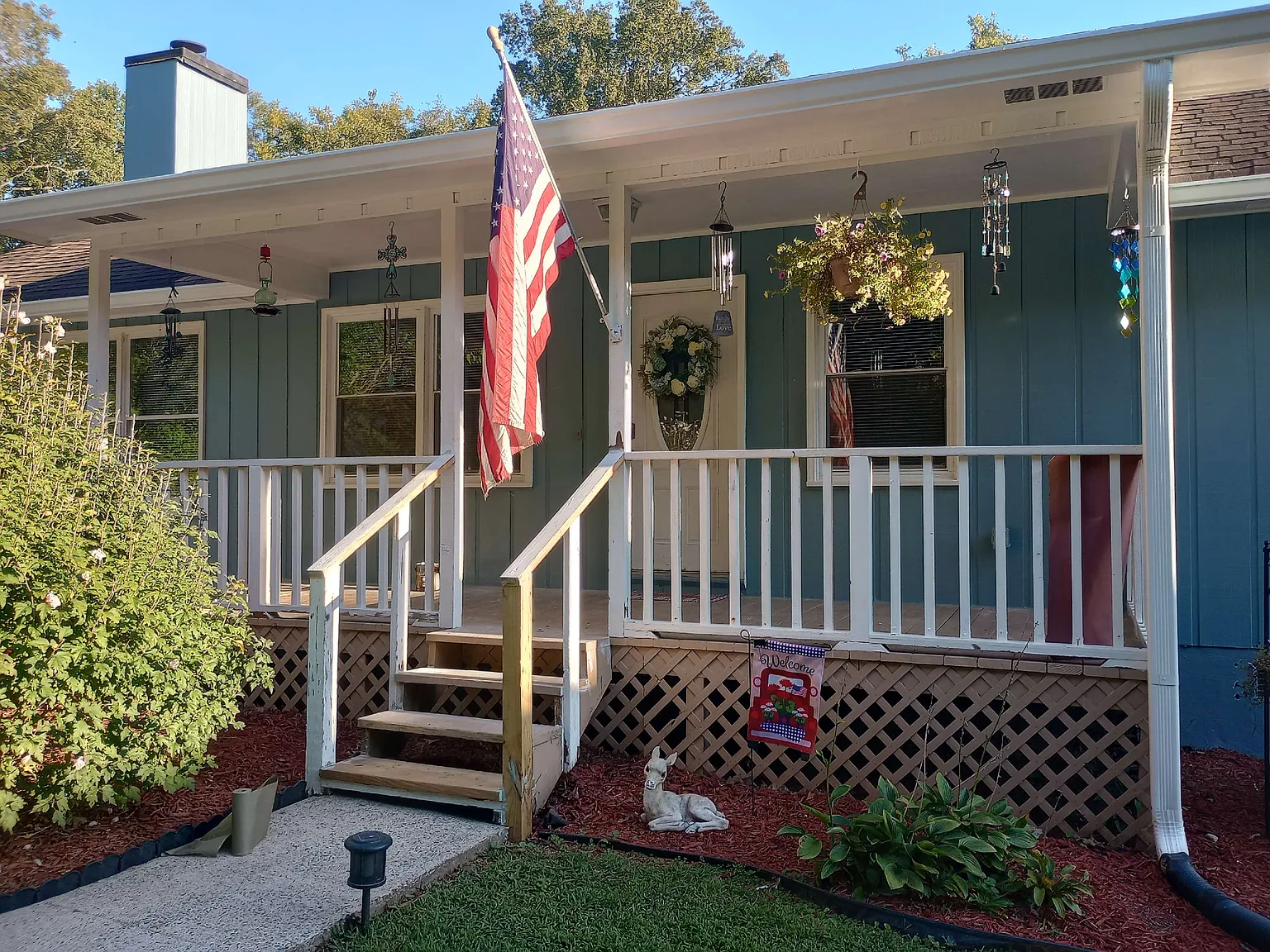 3 bed, 1456 sqft, $1,825 — Photo 1