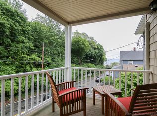 27 Trimountain Rd, Nahant, MA 01908