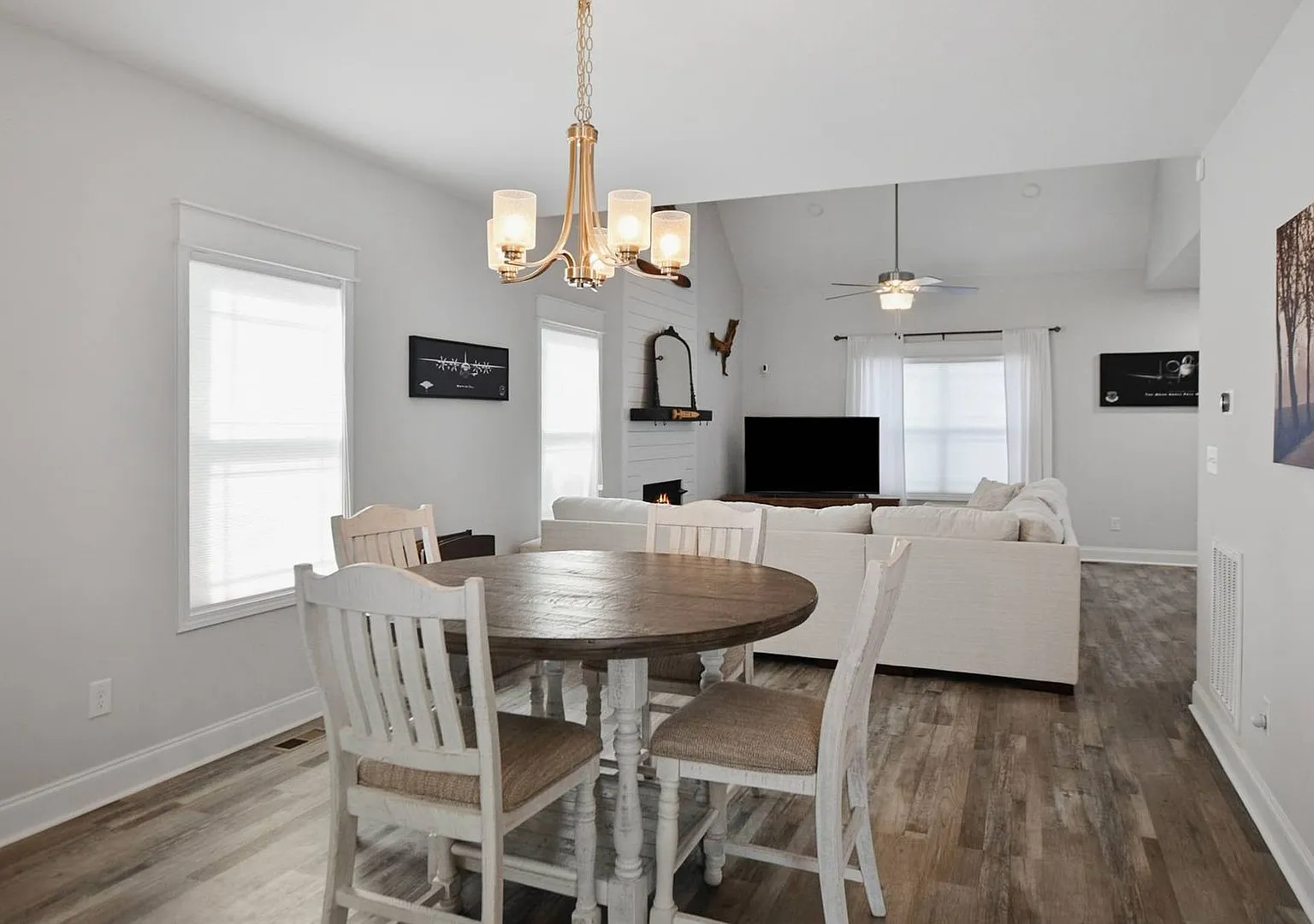 Like New Three Bedroom! — Photo 2