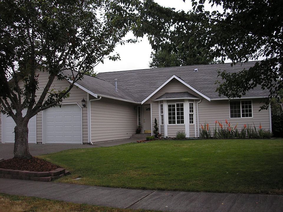 Dream in Lacey