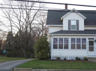 126 Mendon St, Uxbridge, MA 01569