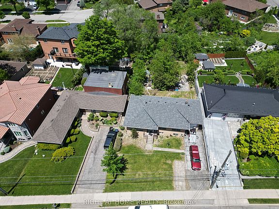 5th image of 362 Maple Leaf Dr