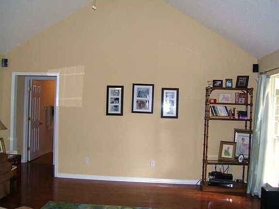 5th image of 5250 Leann Dr
