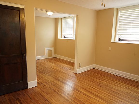 2nd image of 562 Holly Ave APT B6