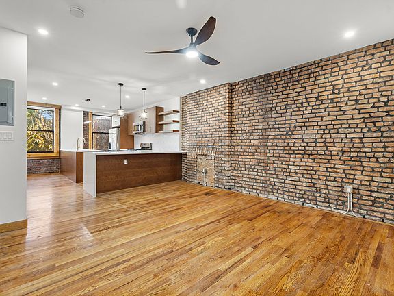 3rd image of 154 9th Ave Floor 3