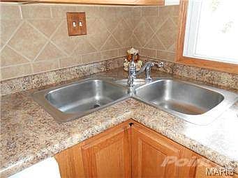 3rd image of 8673 Kathlyn Dr
